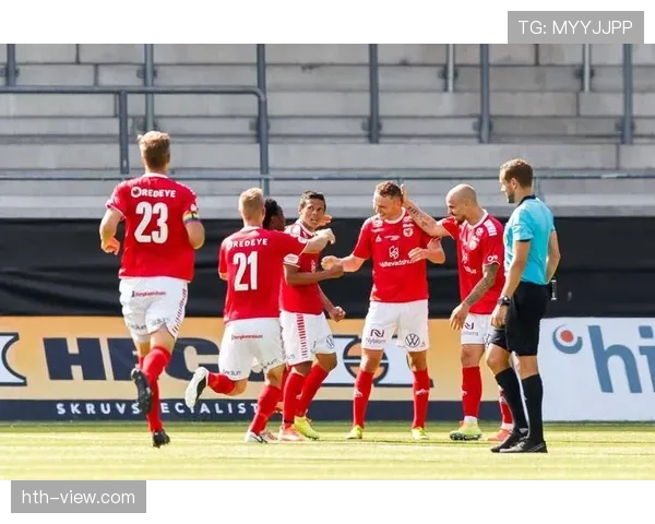 安德莱赫特球队结构解析:青训体系与战术框架的协同运作 安德莱赫特球队结构解析:青训体系与战术框架的协同运作