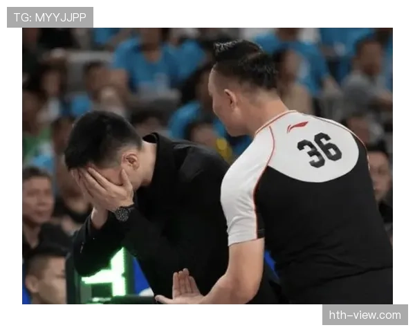 围堵裁判是否构成犯规？规则如何界定球员抗议行为